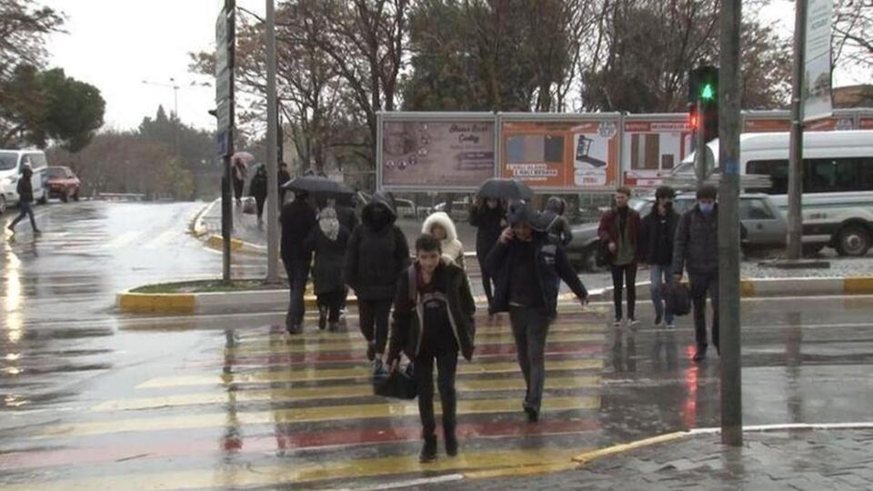 1 Aralık'ta yarın okullar tatil mi?