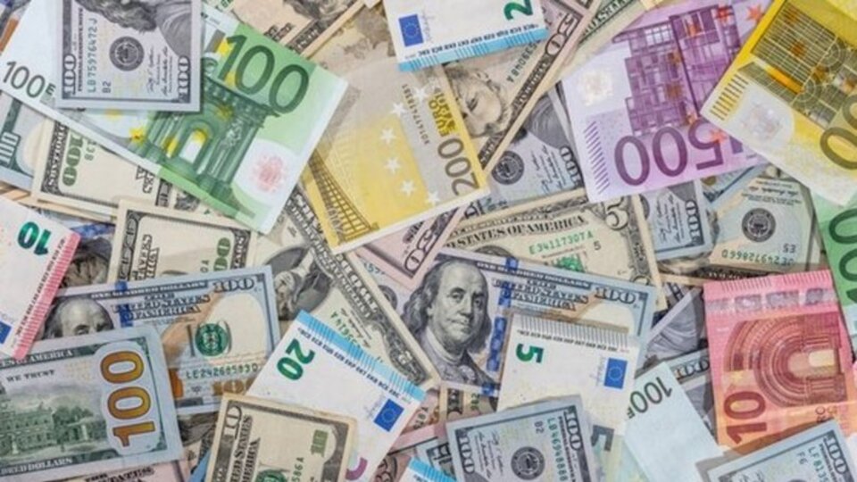 Euro 15 lirayı aştı!