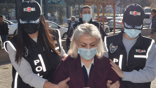 Zulâl Atalay Laçin ODTÜ değil, açık öğretim mezunuymuş