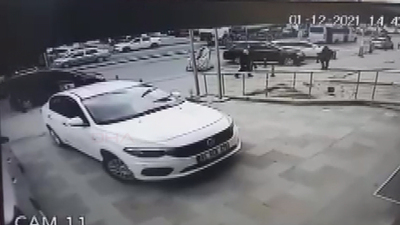 Korkunç olay! Yaya geçidinde beton mikseri çarptı