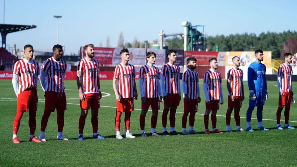 Düelloyu Ümraniyespor kazandı