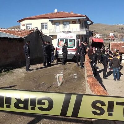 İntihara kalkıştı! Yanlışlıkla kızını öldürdü