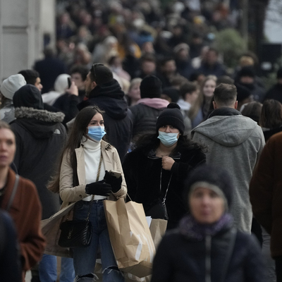 Omicron varyantı salgını bitirebilir mi?