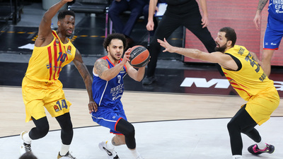 Anadolu Efes uzatmada yıkıldı
