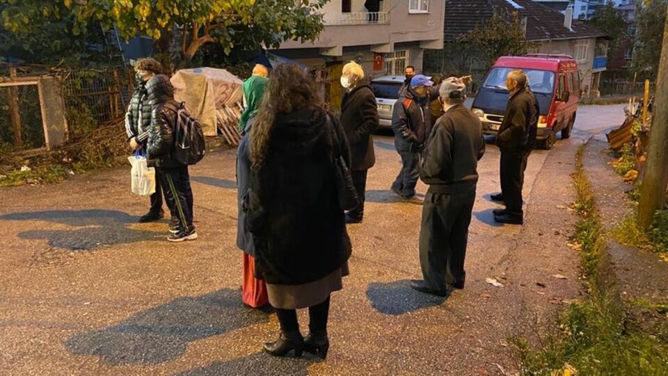 50 yıllık sokak neden tel örgüyle kapatıldı?