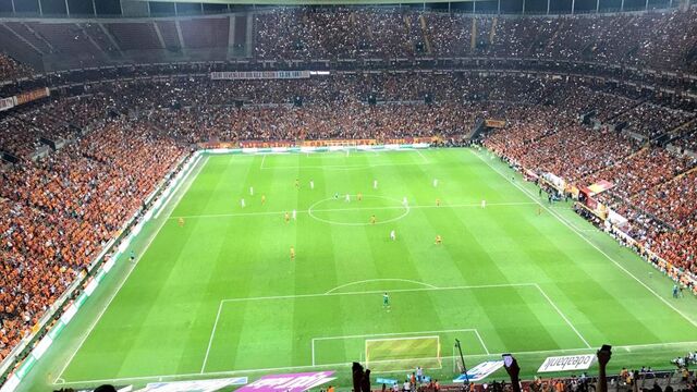 Galatasaray, Altay'ı konuk ediyor