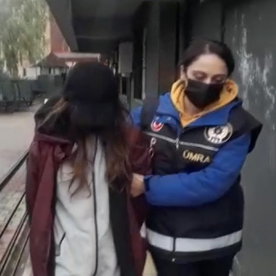 Genç kız, tartıştığı babasını öldürdü!