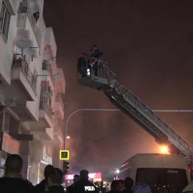 Antalya'da yangın paniği: 6 çocuğu itfaiye kurtardı