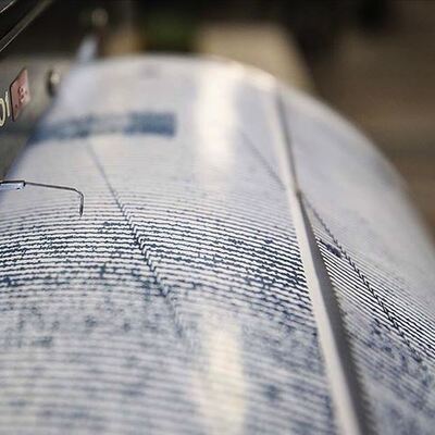 Van'da korkutan deprem!