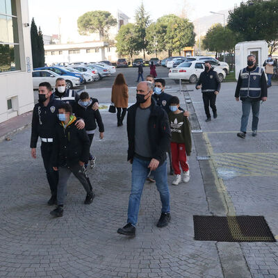 Polisi alarma geçiren çocuklar tutuklandı