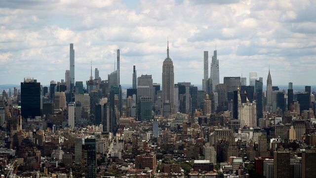 New York'ta özel sektöre aşı zorunluluğu