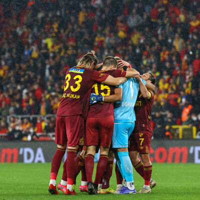 Bebeğini kaybetti, gözyaşlarını tutamadı!