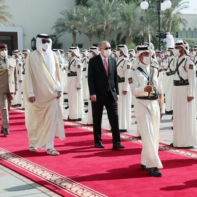 Cumhurbaşkanı Erdoğan, Katar Emiri ile görüştü