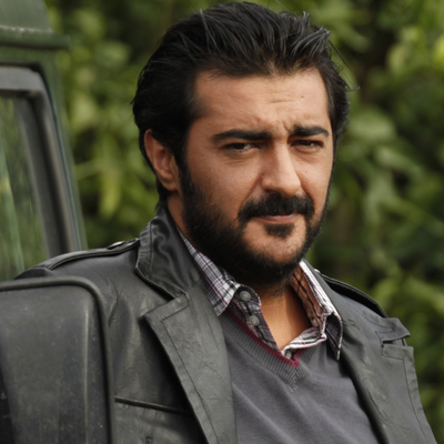 Günde 12 saat çalışacak yardımcı arıyor!