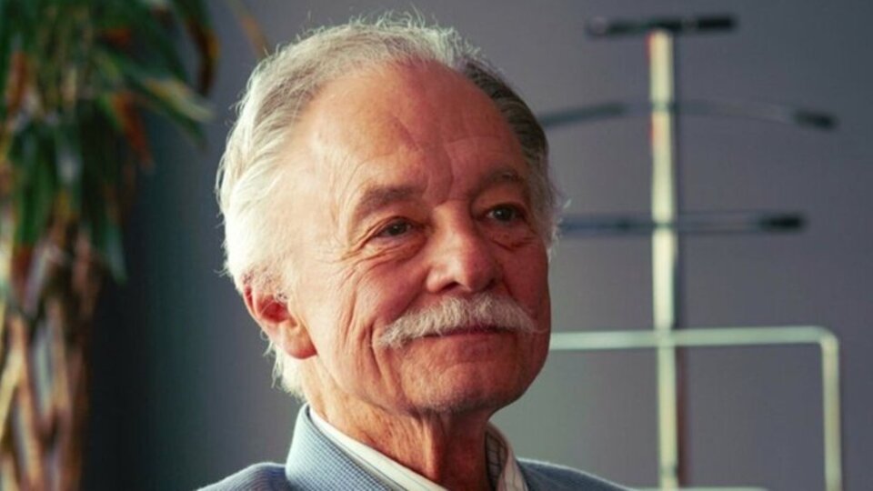 Teoman Duralı kimdir?