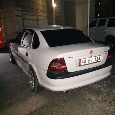 Korkunç! Ön koltukta öldürülen anne, arka koltukta kız çocuğu