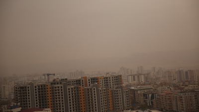 O ilde gökyüzü toz bulutlarıyla kaplandı