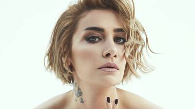 Sıla'dan anlamlı hareket