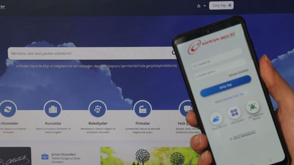 e-Devlet'ten 19 ayrı dilde sabıka kaydı alınabiliyor