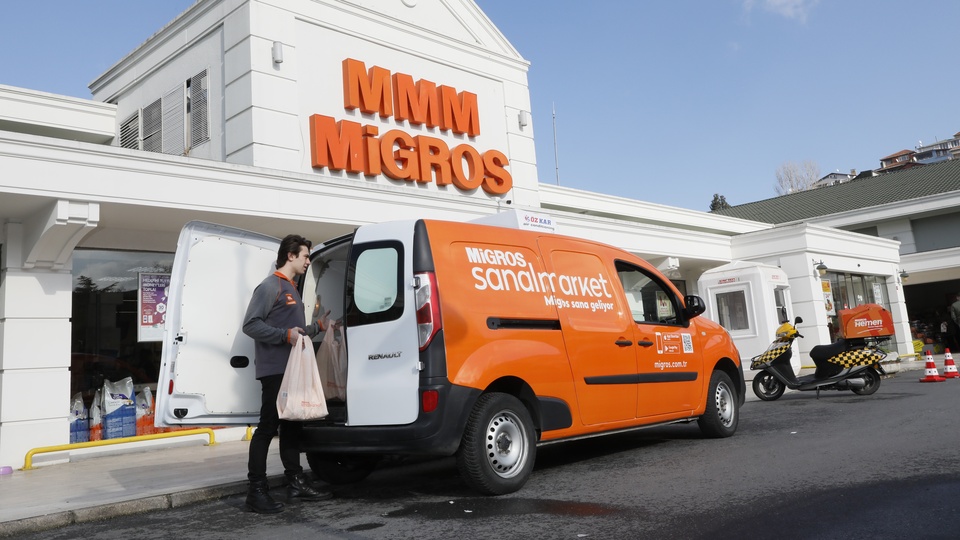 40 bin üründe 45 dakikada teslimata başladı