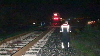 Trenin çarptığı kişi feci şekilde öldü