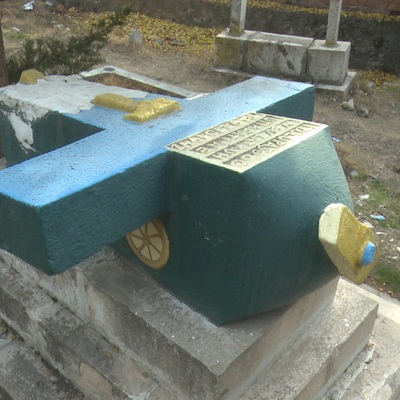 79 yıllık mezardan hüzün çıktı