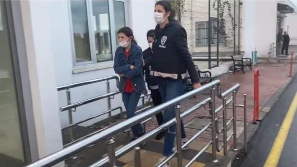 Daha 15'inde! 13'ünde evli, 14'ünde anne!