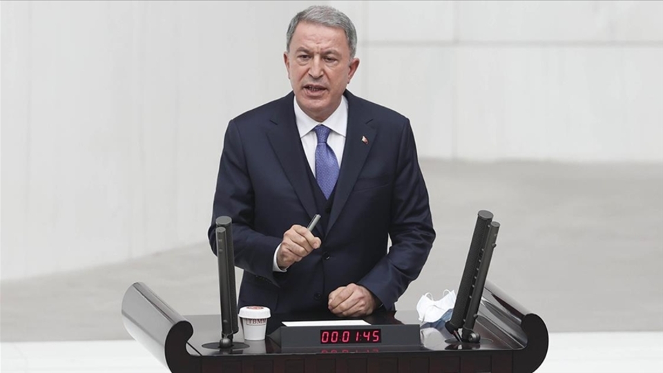 Bakan Akar: 20 terörist etkisiz hale getirildi