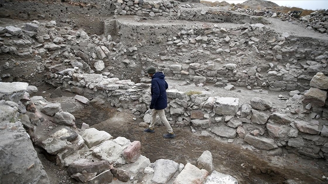 Kültepe'nin tarihi 300 yıl daha geriye gitti
