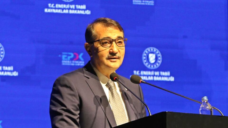 Bakan Dönmez: Bir günde rekor kırıldı