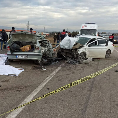 Katliam gibi kaza: 6 kişi can verdi, 3 kişi yaralandı