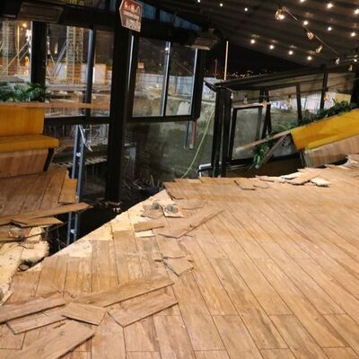 Rezidans inşaatı kaydı! Kafeterya çöktü!