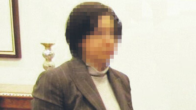 Kadın avukat kocasını ayakkabı ile darp etti!