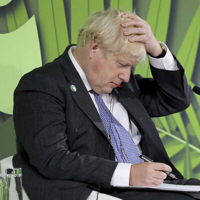 İngiltere'de Johnson'a istifa çağrısı