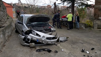 Oğlu kaza yapan babadan şoke eden tepki!