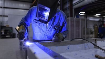 Sanayi üretimi ekimde arttı