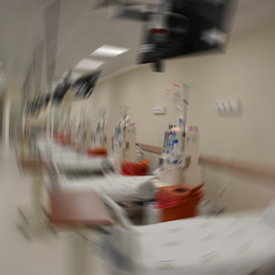 Feci iddia! Diyaliz sırasında sedyeden düşüp öldü