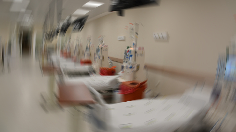 Feci iddia! Diyaliz sırasında sedyeden düşüp öldü