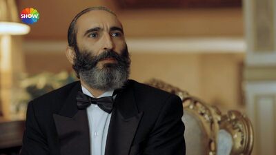 Efnan'dan ilgi ve merak uyandıran değişim!