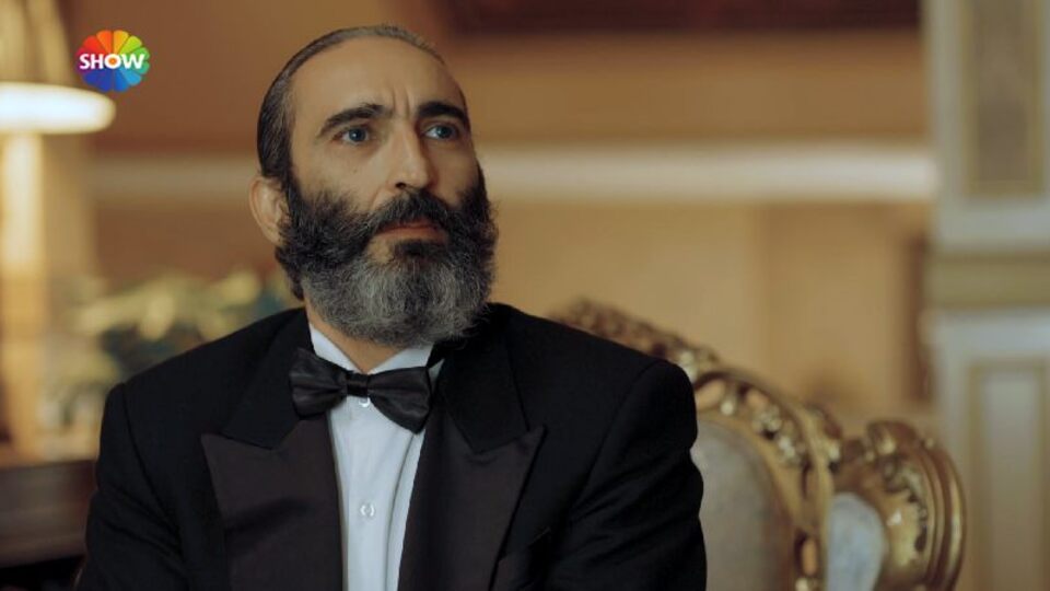 Efnan'dan ilgi ve merak uyandıran değişim!