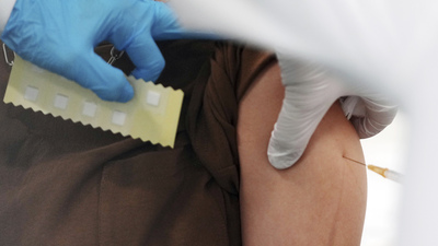 Japon bilim insanları yaşlılıkla türeyen 'zombi hücrelere' karşı aşı üretti