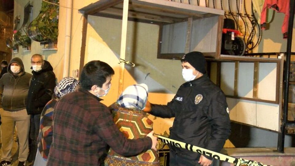 7 yaşındaki kızını boğazını keserek öldürüp intihar girişiminde bulundu!