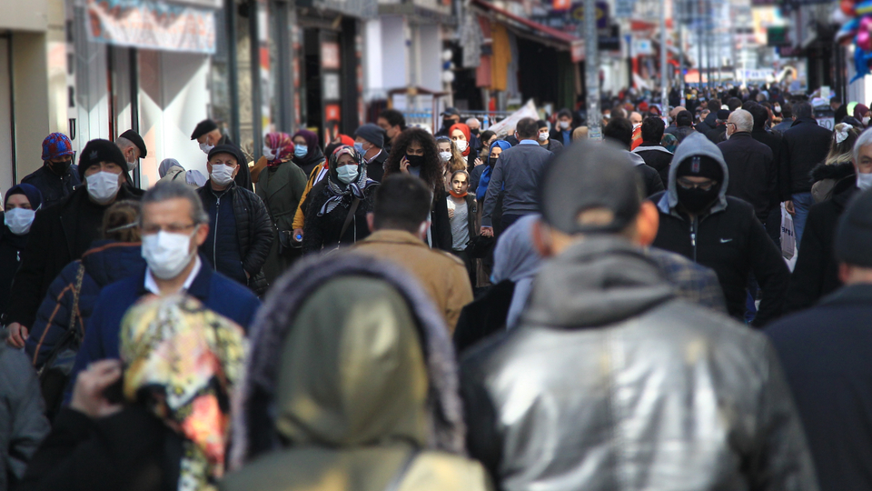 Prof. Dr. Akova'dan Omicron varyantı açıklaması!