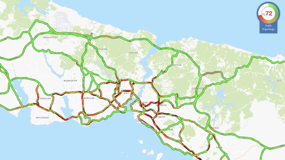 Yağmur İstanbul trafiğini felç etti