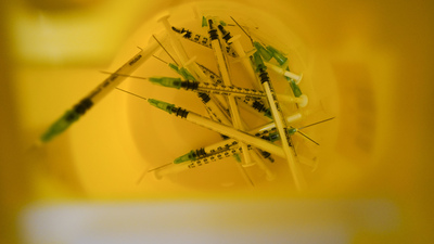 DSÖ: Covid-19 aşılarının ağır hastalık ve ölüme karşı etkisinde küçük bir düşüş var