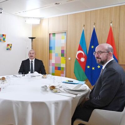 AB: Azerbaycan ve Ermenistan demir yolu hatları konusunda anlaştı