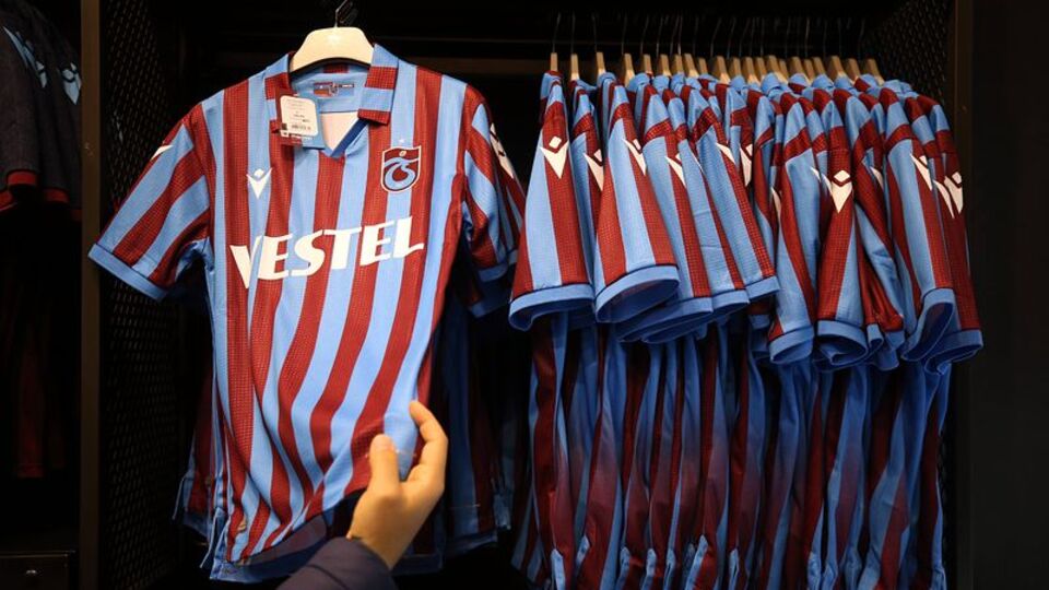 Başarı forma satışlarına yansıdı