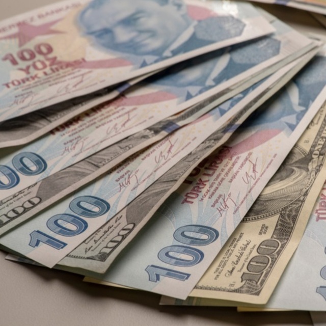 Merkez'in toplam rezervleri azaldı