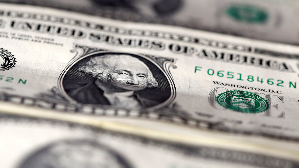 Dolar faiz sonrası rekor tazeledi