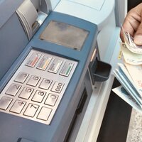 Asgari ücret dolar bazında yılbaşının altında kaldı